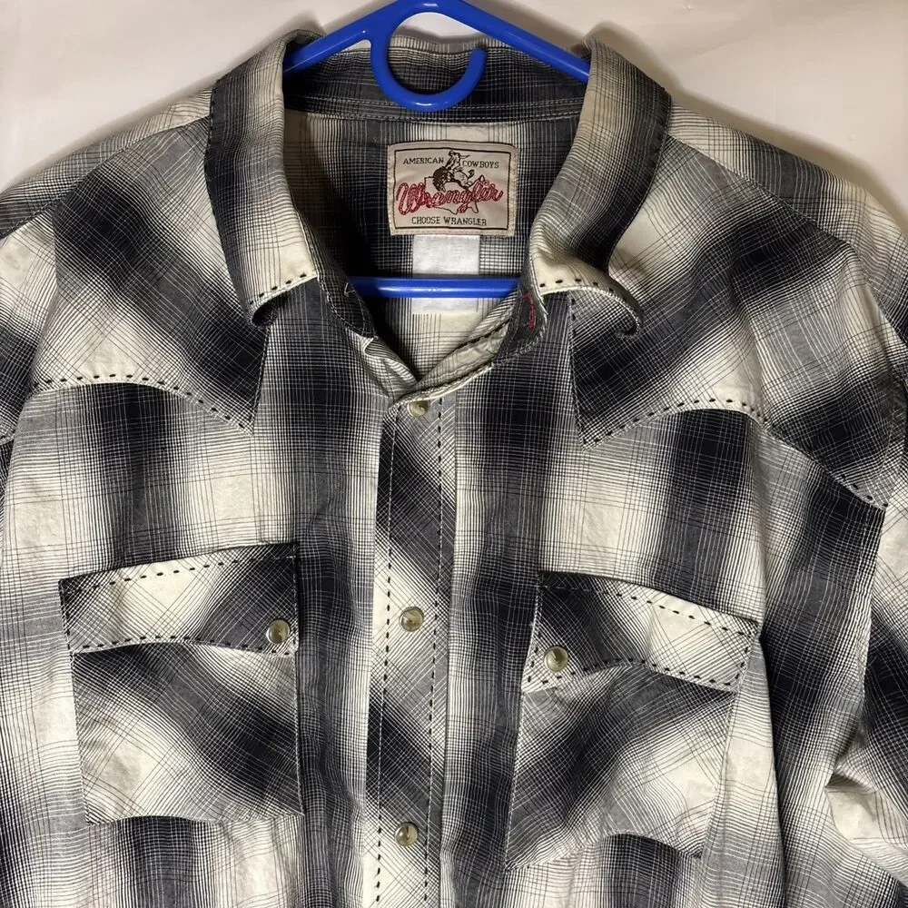 Wrangler Men's Plaid Pearl Snap Shirt Western American Cowboy, Size XL